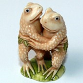 японская антикварная нецке Лягушки-сумоисты, 1930-50-е гг.