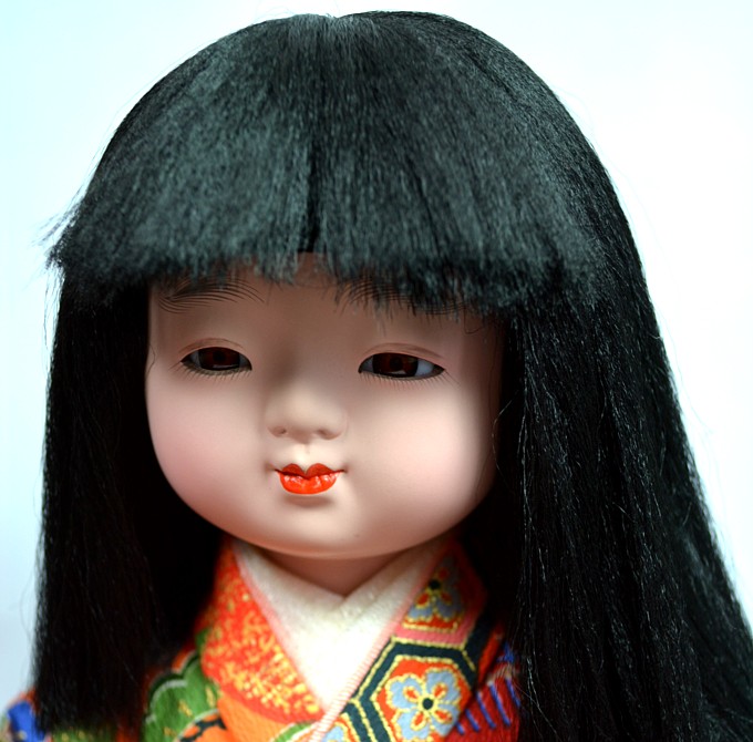 японская традиционная кукла Девочка с шелковой сумочкой, 1970-80-е гг.
