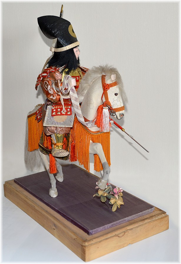 японская антикварная кукла  Самурай-всадник с копьем и мечом тачи, 1900-30-е гг.